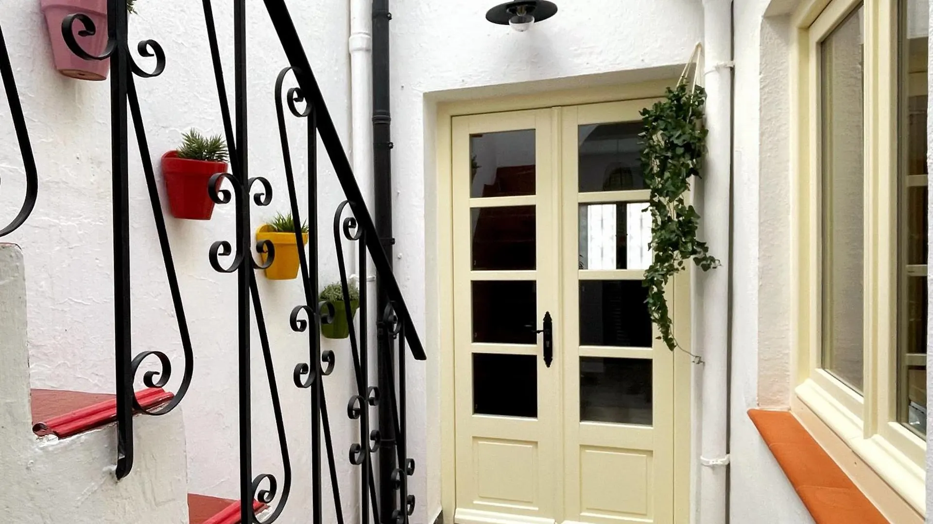 Casa Lima - A Boutique Holiday Home Альхаурин-эль-Гранде